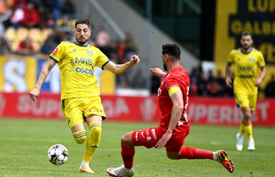 Hermannstadt a avut om în plus aproape tot meciul cu Petrolul, dar nu a profitat la Ploiești