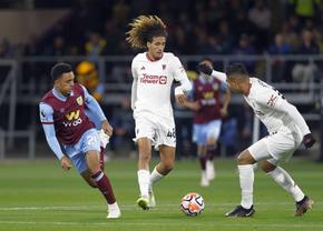 Burnley - Manchester United închide ziua în Premier League » Gol anulat pentru oaspeți