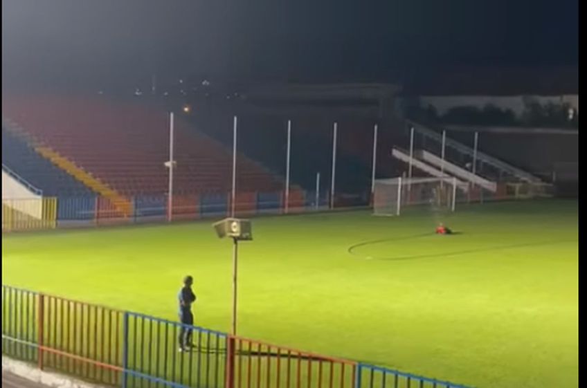 Stadionul din Oradea primește ultimele îmbunătățiri înaintea partidelor cu FCSB și Dinamo, din grupele Cupei României. Gruparea bihoreană a postat imagini cu instalația