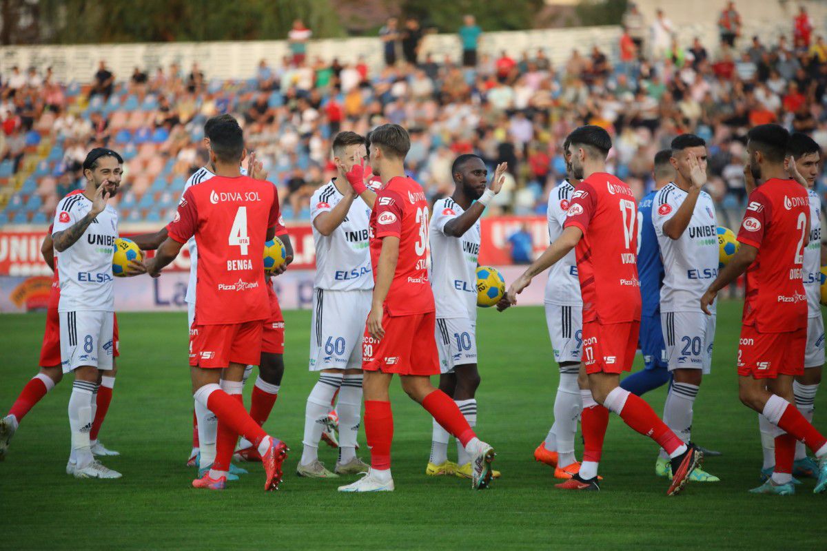 FC Botoșani - UTA 2-2 » Un gol în '90+7 l-a scăpat pe Rednic de ultimul loc! Clasamentul actualizat
