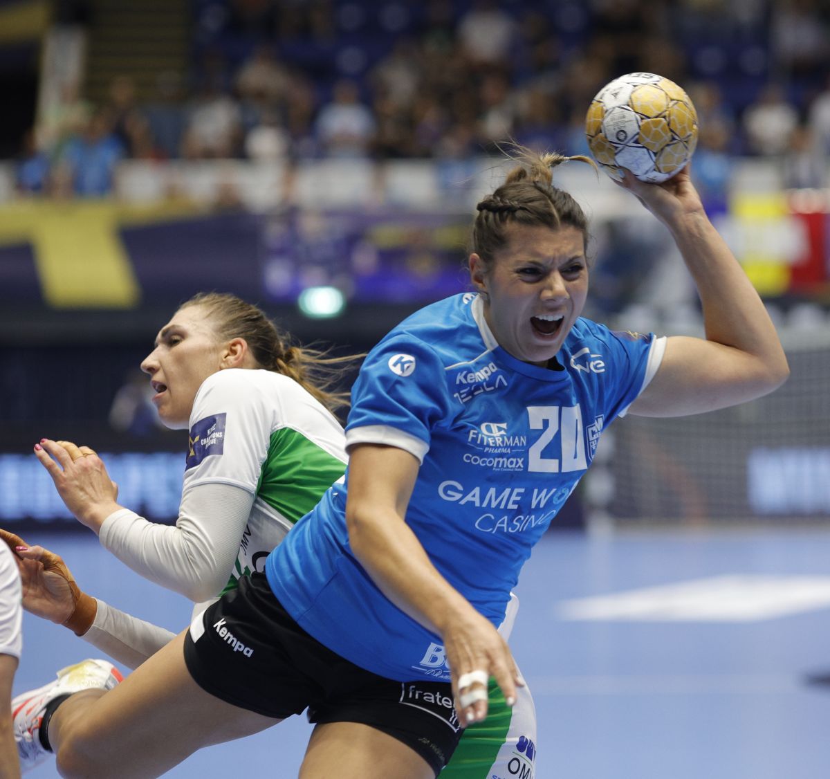 CSM București - Gyor 23-27 » Gyor, încă o dată prea puternică pentru campioana României. Victorie de control într-o Polivalentă plină