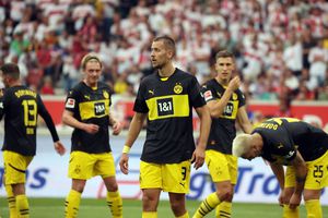 După 1-5 cu VfB Stuttgart, coșmarul a continuat » Au plecat spre casă cu avionul și au ajuns cu taxiurile