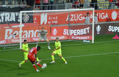 UTA - Poli Iași 0-0: Mircea Rednic, incompatibil cu victoria în șase etape la rând