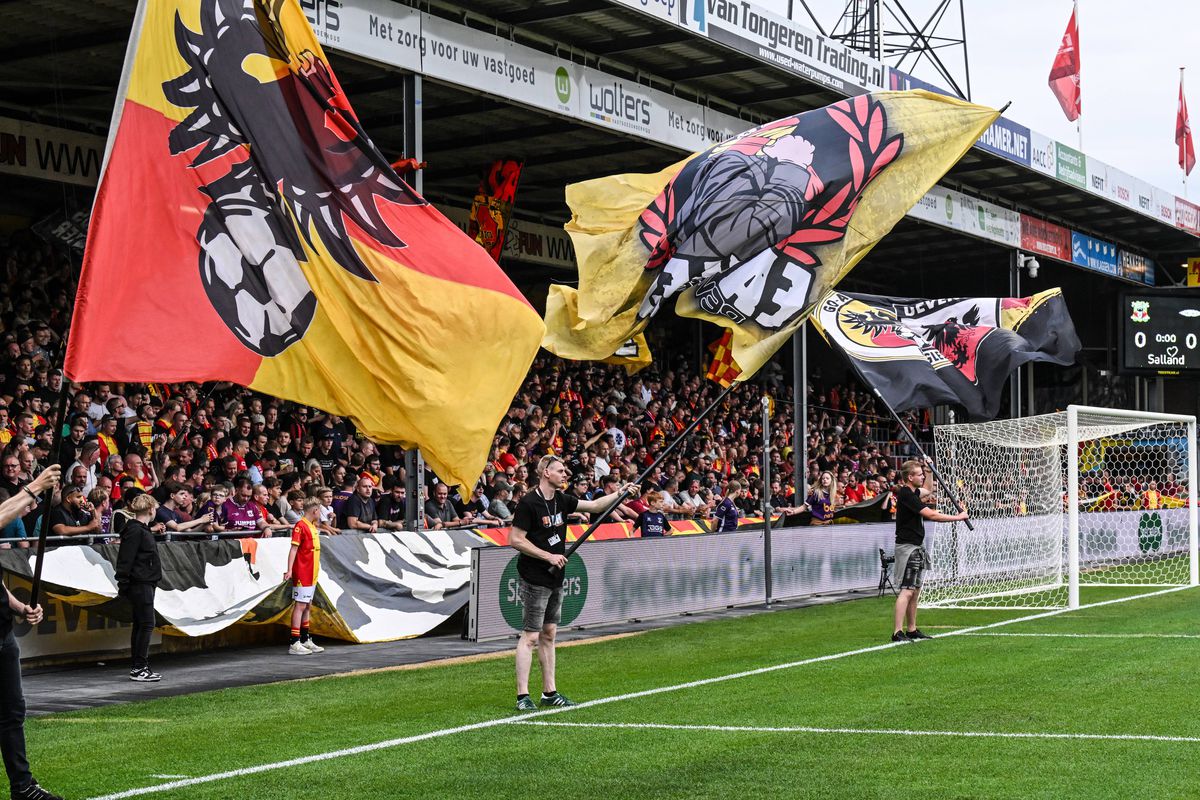 Defensivă compactă, centru puternic, joc fără faulturi » Cine este Go Ahead Eagles, revelația Olandei, care a scris istorie în 2025