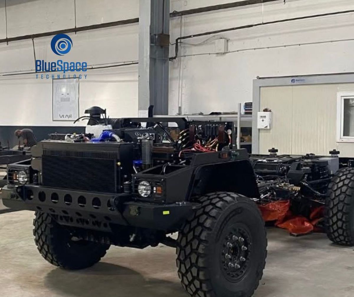 Cum arată VLAH, primul blindat 4x4 produs în România