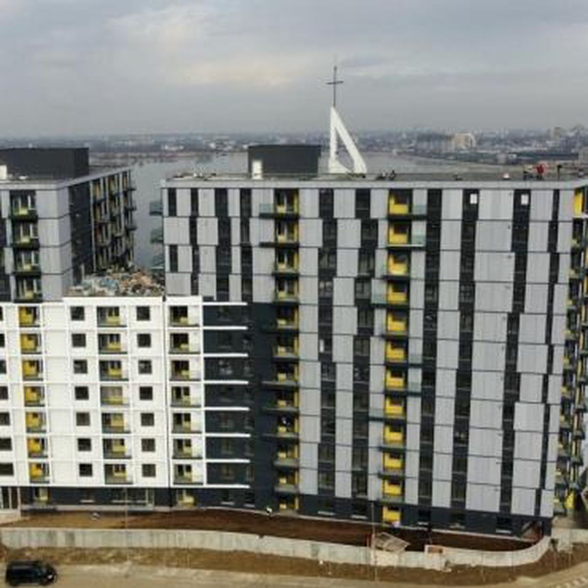 Mircea Lucescu, investiție de peste 17 milioane de euro