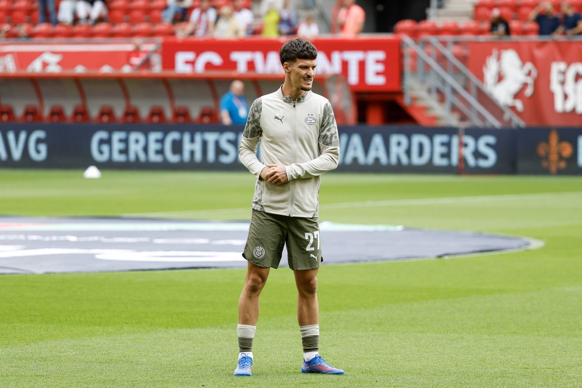 Olandezii au dat verdictul despre Dennis Man: „Aparent nu este suficient” » Românul mai poate primi o lovitură la PSV