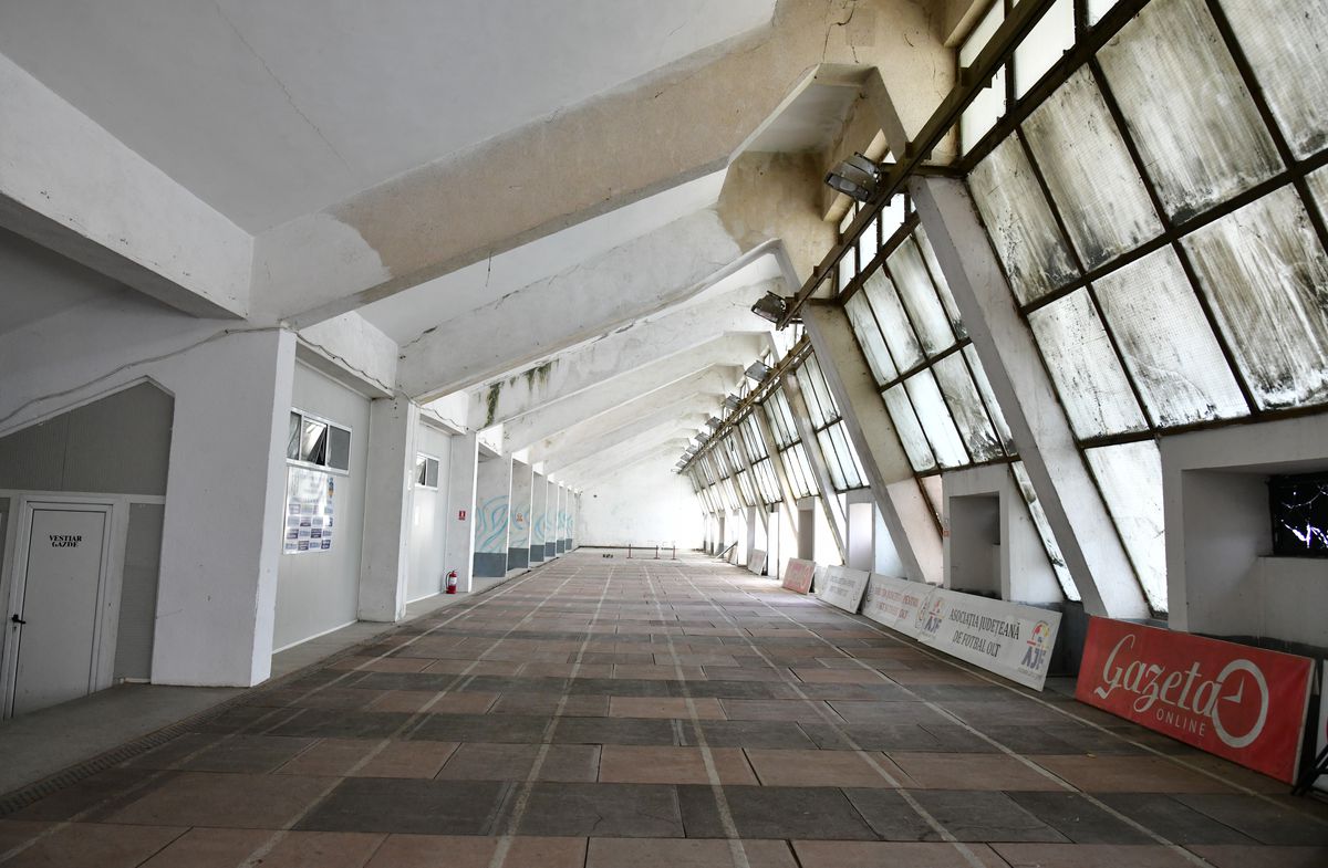 Dezastru stadion Slatina