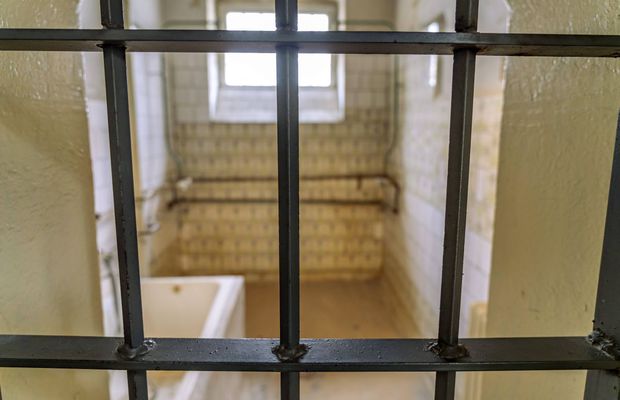 „Trebuie să fii atent când faci duș, ce se arată în filme este adevărat” » Boris Becker, mărturii tulburătoare din închisoare