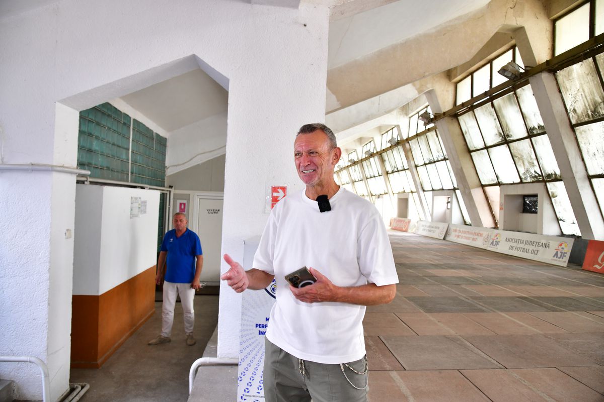 Gică Craioveanu, noul președinte din Liga 2, a prezentat „dezastrul” de la stadion: „Uite, arată jalnic! Ne-am întors cu 40 de ani în urmă, m-a apucat depresia” » Povești savuroase cu „Grande” de la începutul carierei