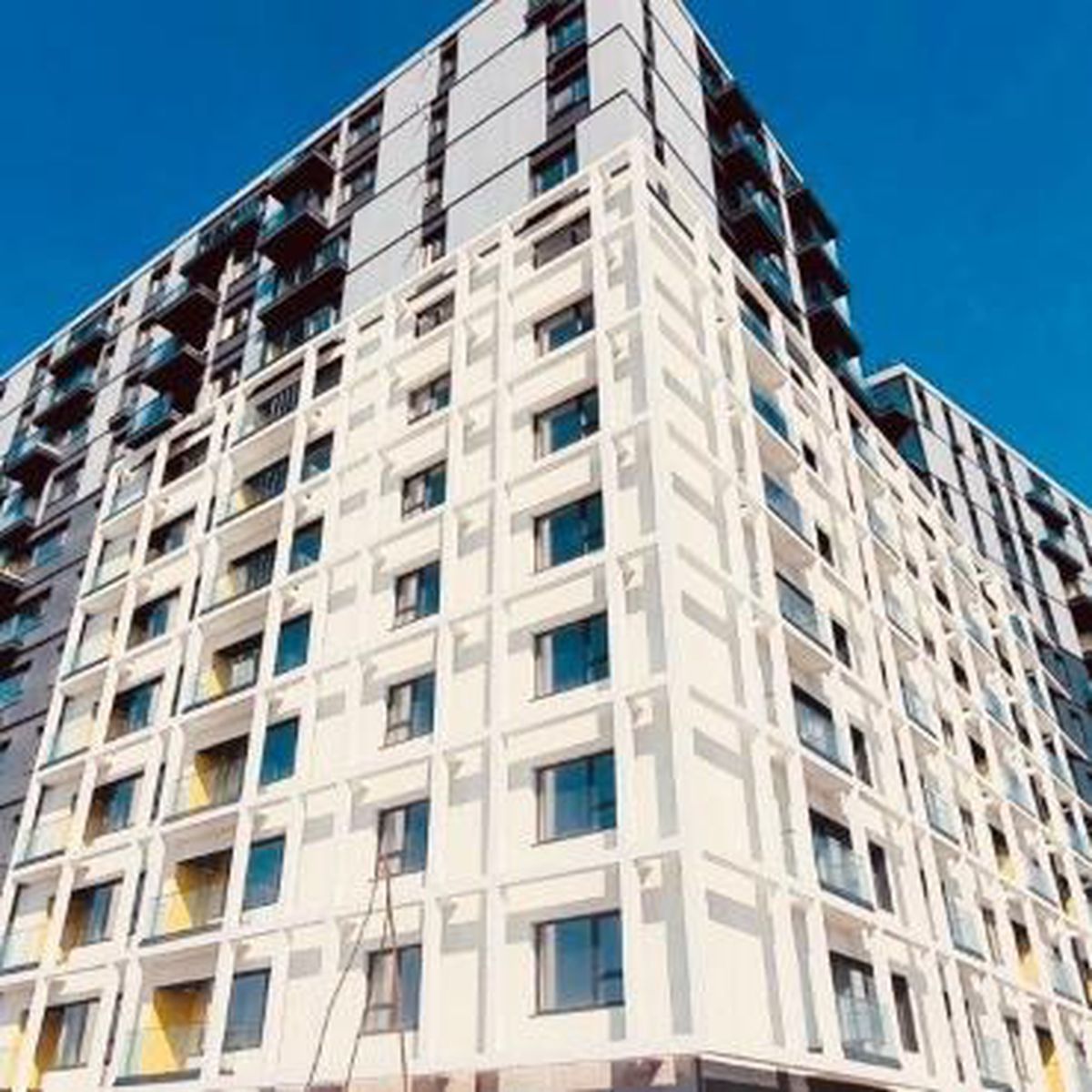 Mircea Lucescu, investiție de peste 17 milioane de euro