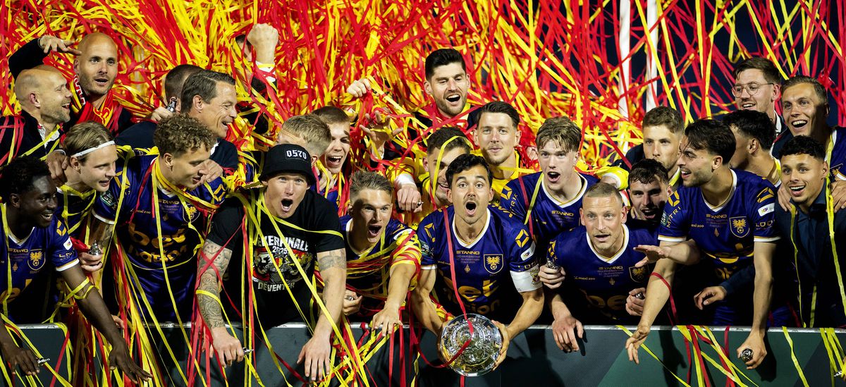 Olandezii au aflat toate noutățile de la FCSB: „Știm că lucrurile nu merg bine” » Îl cunosc și pe Gigi Becali: „Are o influență considerabilă”