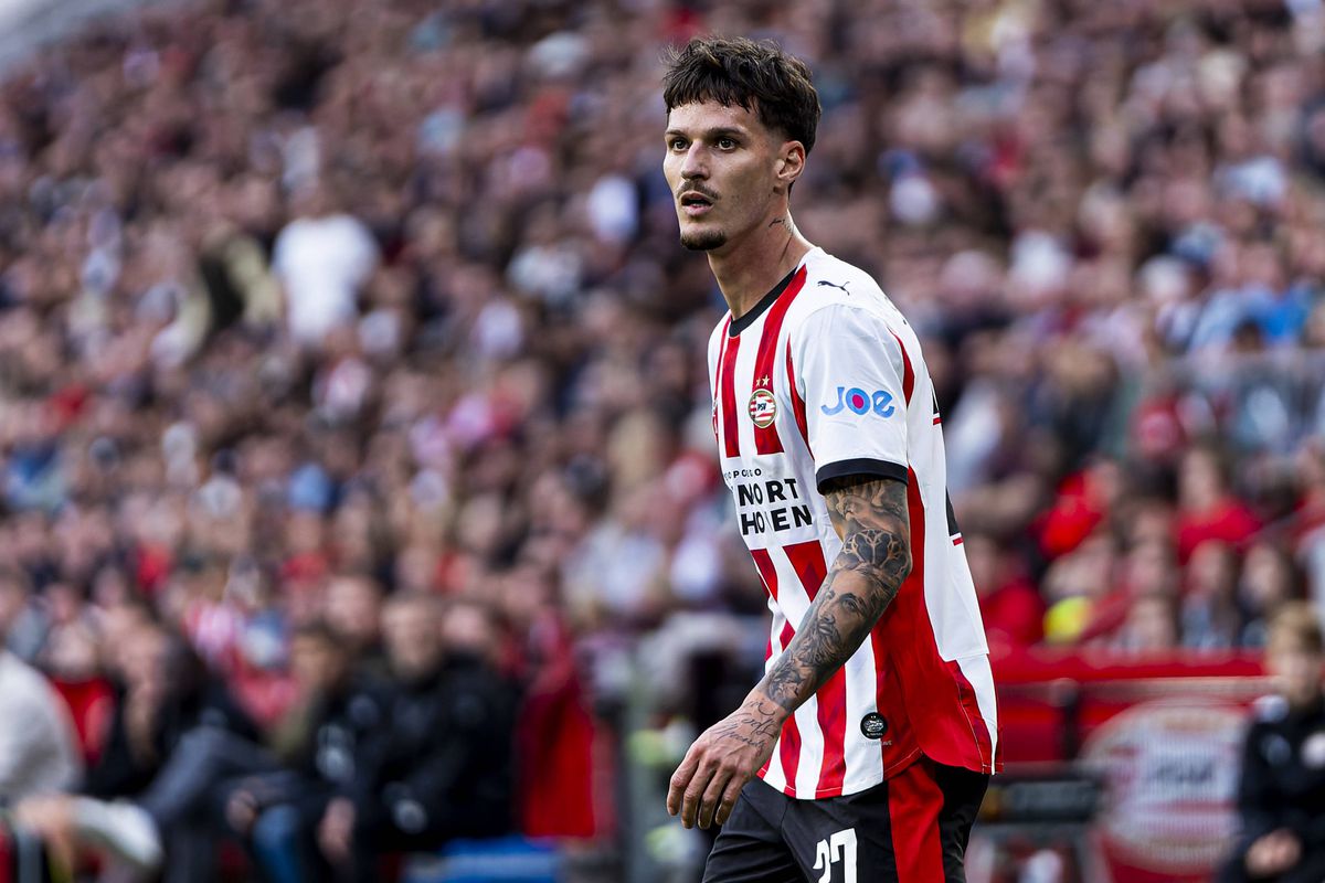 Olandezii au dat verdictul despre Dennis Man: „Aparent nu este suficient” » Românul mai poate primi o lovitură la PSV