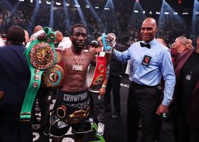 Terence Crawford, forțat să renunțe la una dintre centurile sale de campion