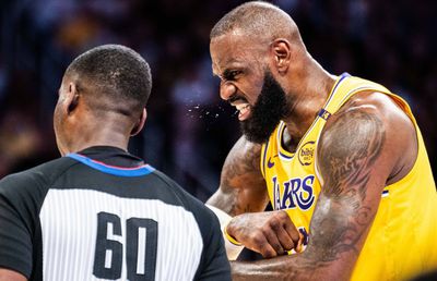 „Dacă merită LeBron James o statuie? Nu!” » Reacție tranșantă a triplului campion NBA în maioul lui Los Angeles Lakers