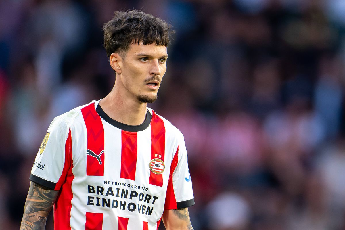 Olandezii au dat verdictul despre Dennis Man: „Aparent nu este suficient” » Românul mai poate primi o lovitură la PSV