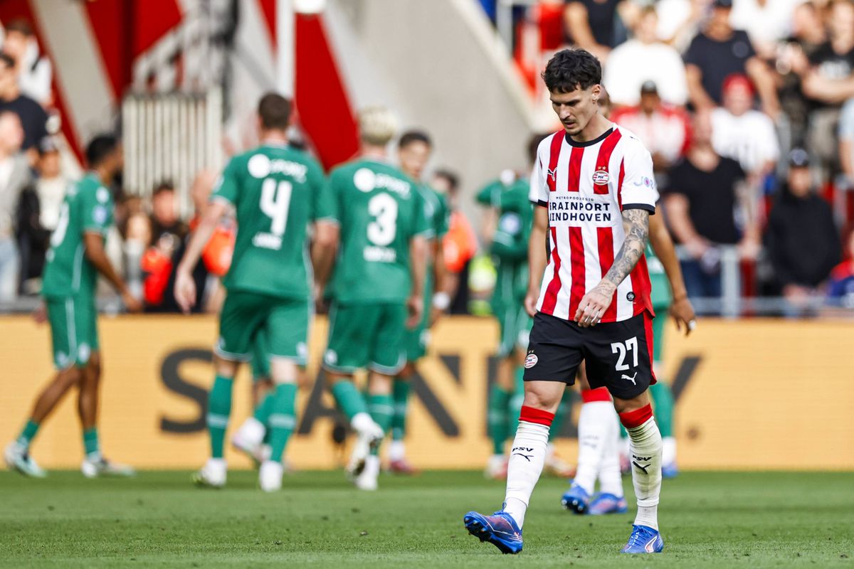 Olandezii au dat verdictul despre Dennis Man: „Aparent nu este suficient” » Românul mai poate primi o lovitură la PSV