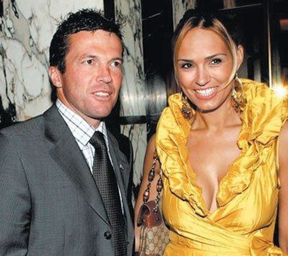 La 64 de ani, legenda fotbalului mondial a apărut la braț cu iubita de 26 de ani, la Gala Balonului de Aur