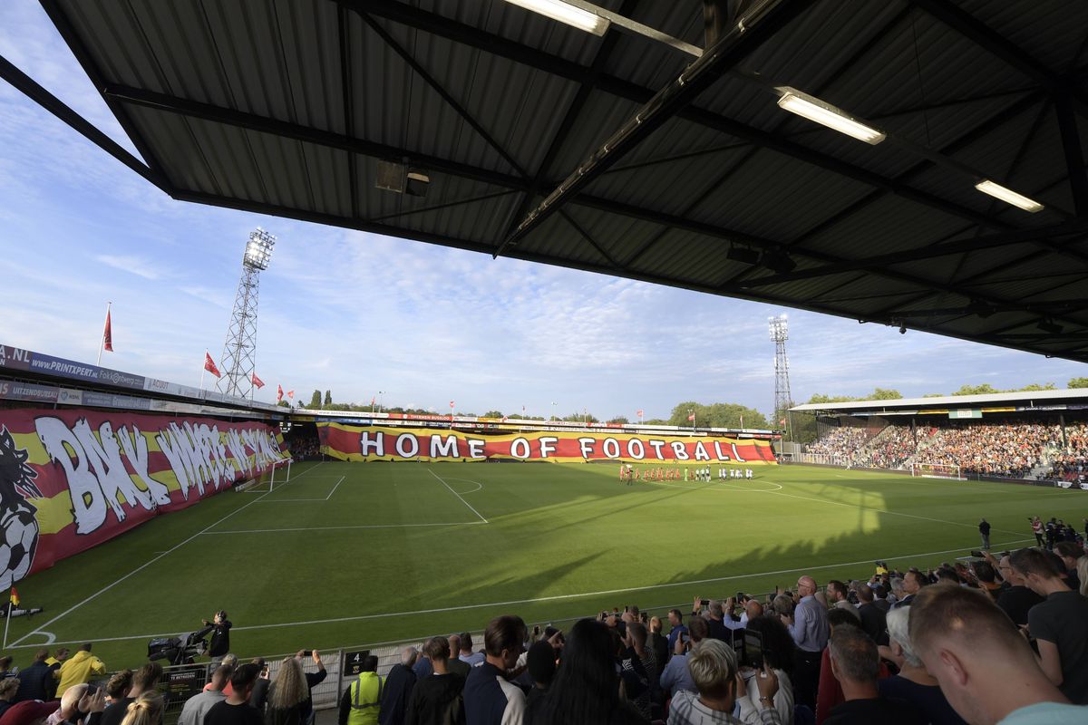 Defensivă compactă, centru puternic, joc fără faulturi » Cine este Go Ahead Eagles, revelația Olandei, care a scris istorie în 2025