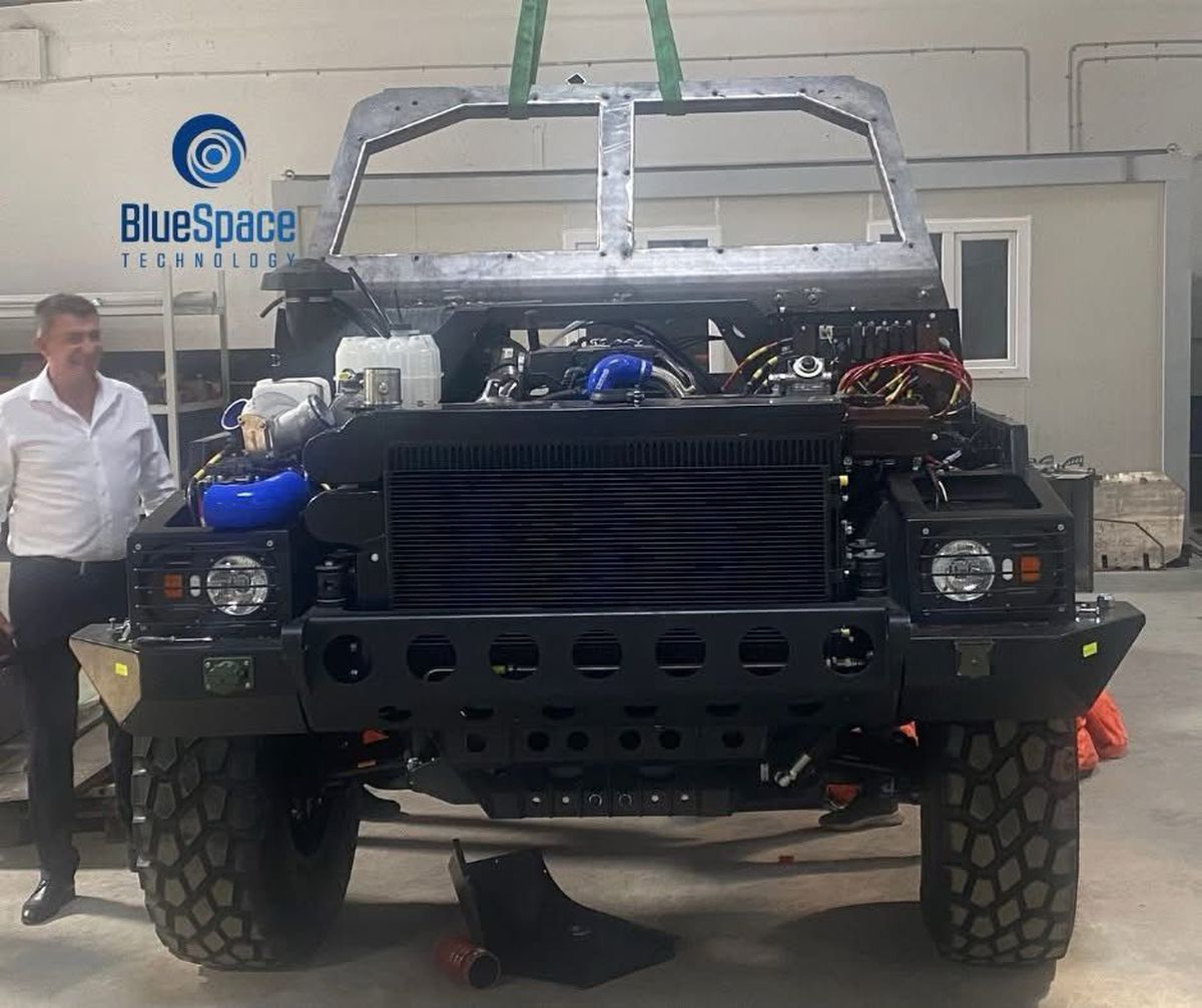 Cum arată VLAH, primul blindat 4x4 produs în România