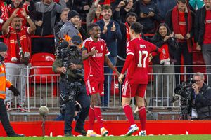 Înlocuitorul lui Isak, gest incredibil în Liverpool - Southampton + Suedezul a marcat primul gol pentru „cormorani”