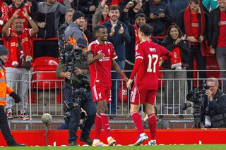 Înlocuitorul lui Isak, gest incredibil în Liverpool - Southampton + Suedezul a marcat primul gol pentru „cormorani”