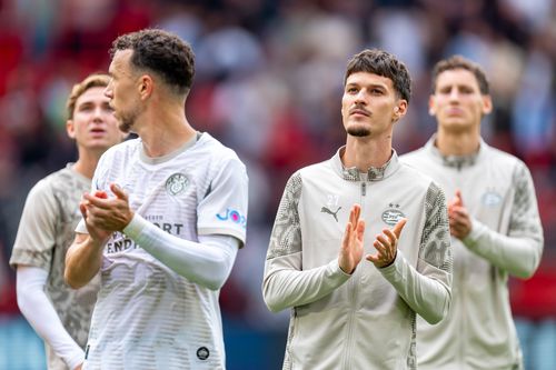 Dennis Man, în tricoul celor de la PSV // foto: Imago