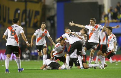 BOCA JUNIORS - RIVER PLATE // VIDEO + FOTO River Plate e în finala Copei Libertadores! A pierdut returul cu Boca, dar a mers mai departe » Atmosferă uluitoare în Argentina