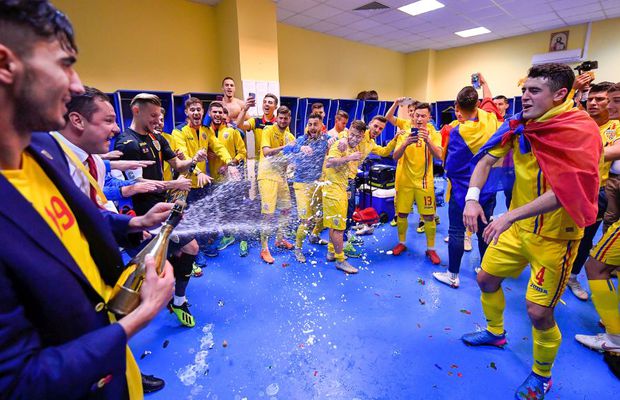 UPDATE Mirel Rădoi a cerut ca Vlad Munteanu să nu mai apară în preajma lotului U21! Detalii despre ceartă: i-a atenționat pe jucători că le-a luat șampanie scumpă și intervine în timpul ședințelor tehnice