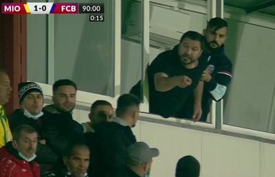 Hațegan, eroare uriașă în prelungiri la CS Mioveni - FC Botoșani! Croitoru, scandal cu suporterii