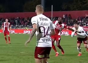 Fază controversată în Dinamo - Rapid: „E penalty clar!”