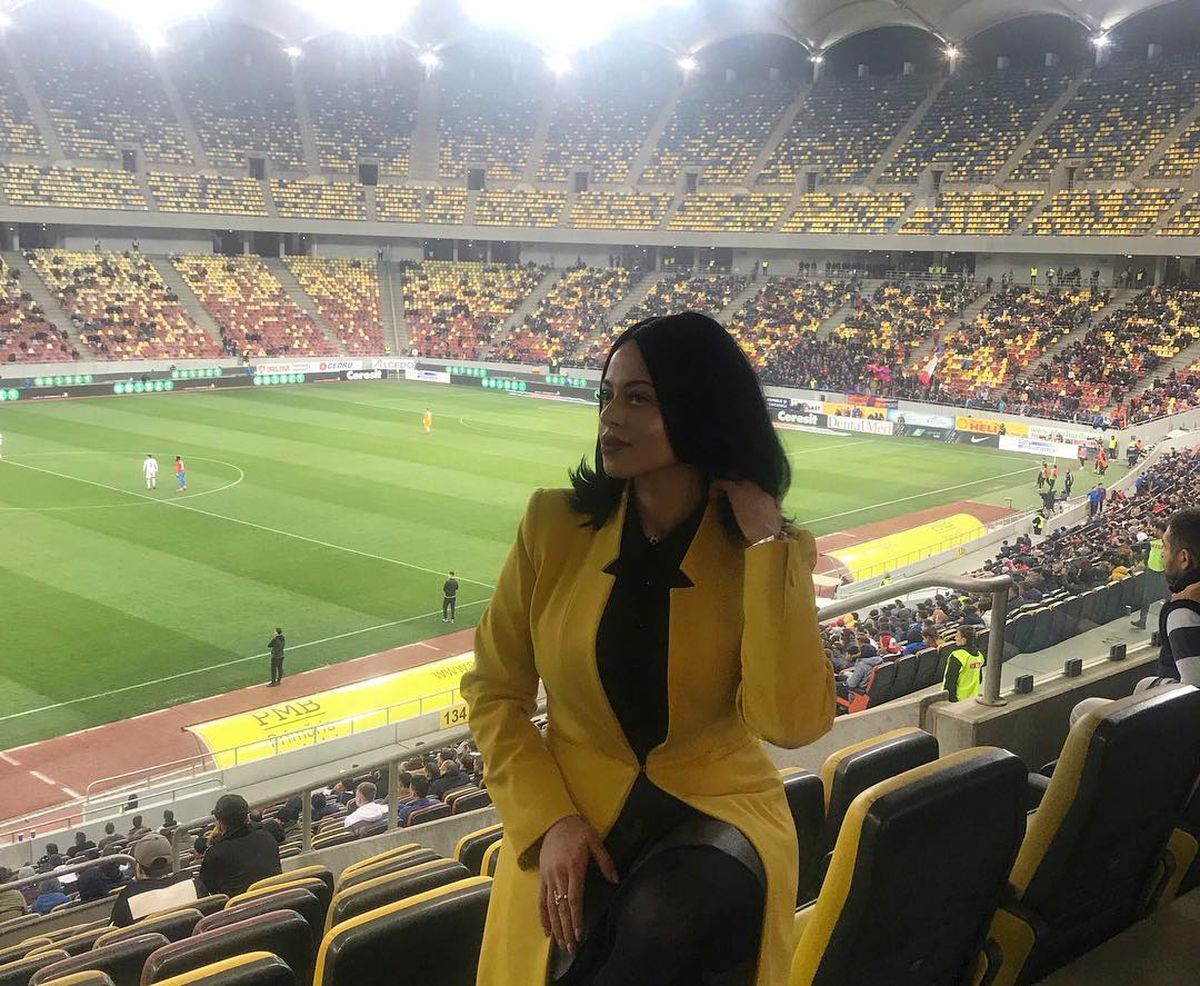 Bruneta misterioasă care a luat ochii tuturor pe stadionul „Ion Oblemenco” ieri: „Felicitări, Adrian Mititelu Jr.!” » E fata unui fost internaţional