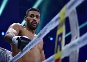 Benny Adegbuyi, făcut KO de croatul Antonio Plazibat, în „Glory Collision 3”