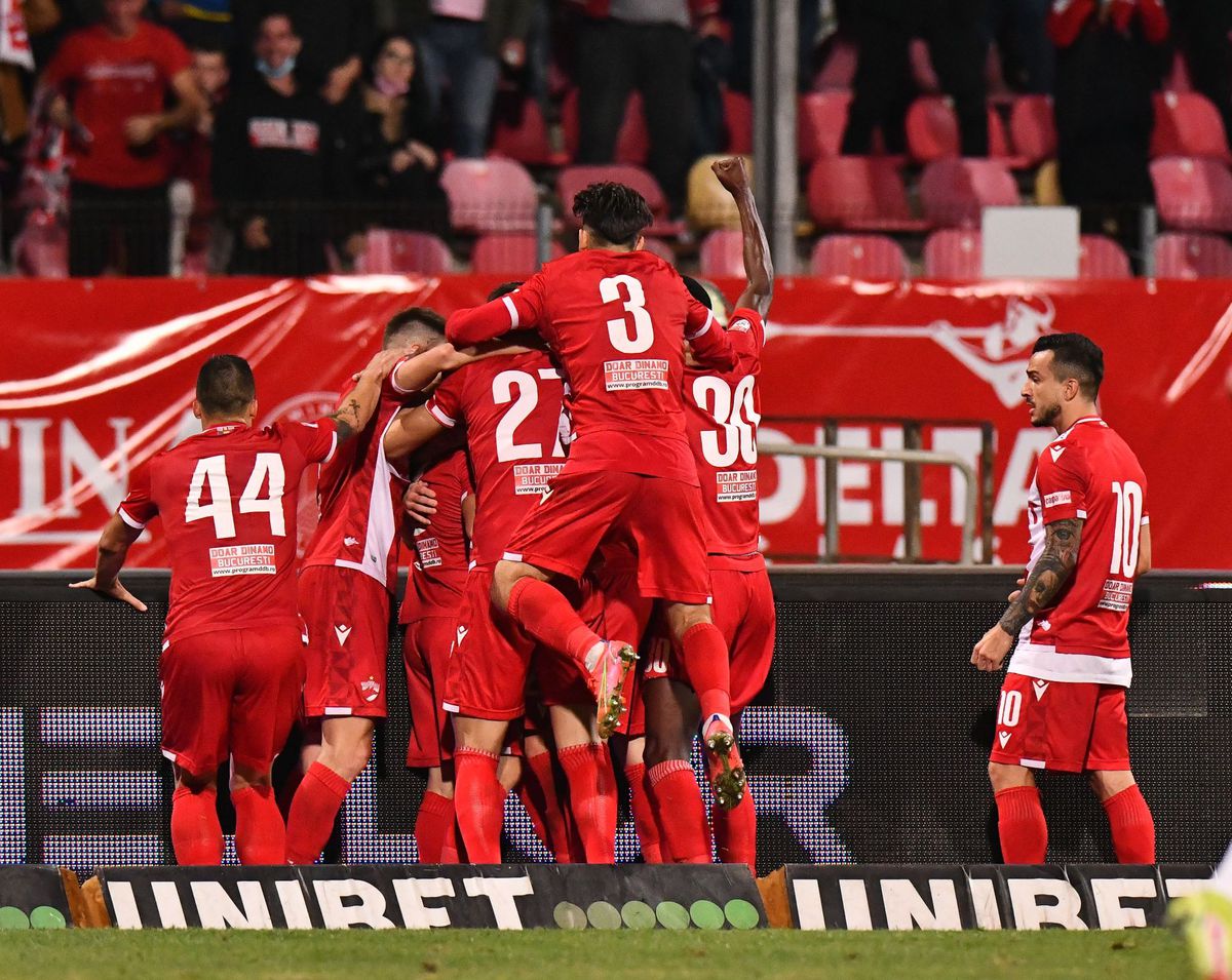 Dinamo - Rapid, sezon regulat 21/22