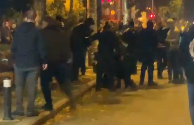 Scandal înainte de Dinamo - Rapid » Jandarmeria: „Au agresat două persoane și am intervenit”