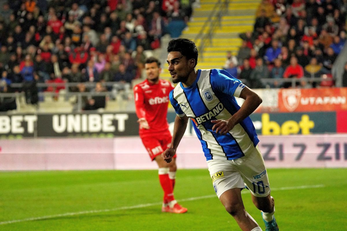 UTA - Universitatea Craiova 1-2. Baiaram la Arad: oltenii au revenit de la 0-1, ajutați și de omul în plus. Lui Poenaru i s-a cerut demisia