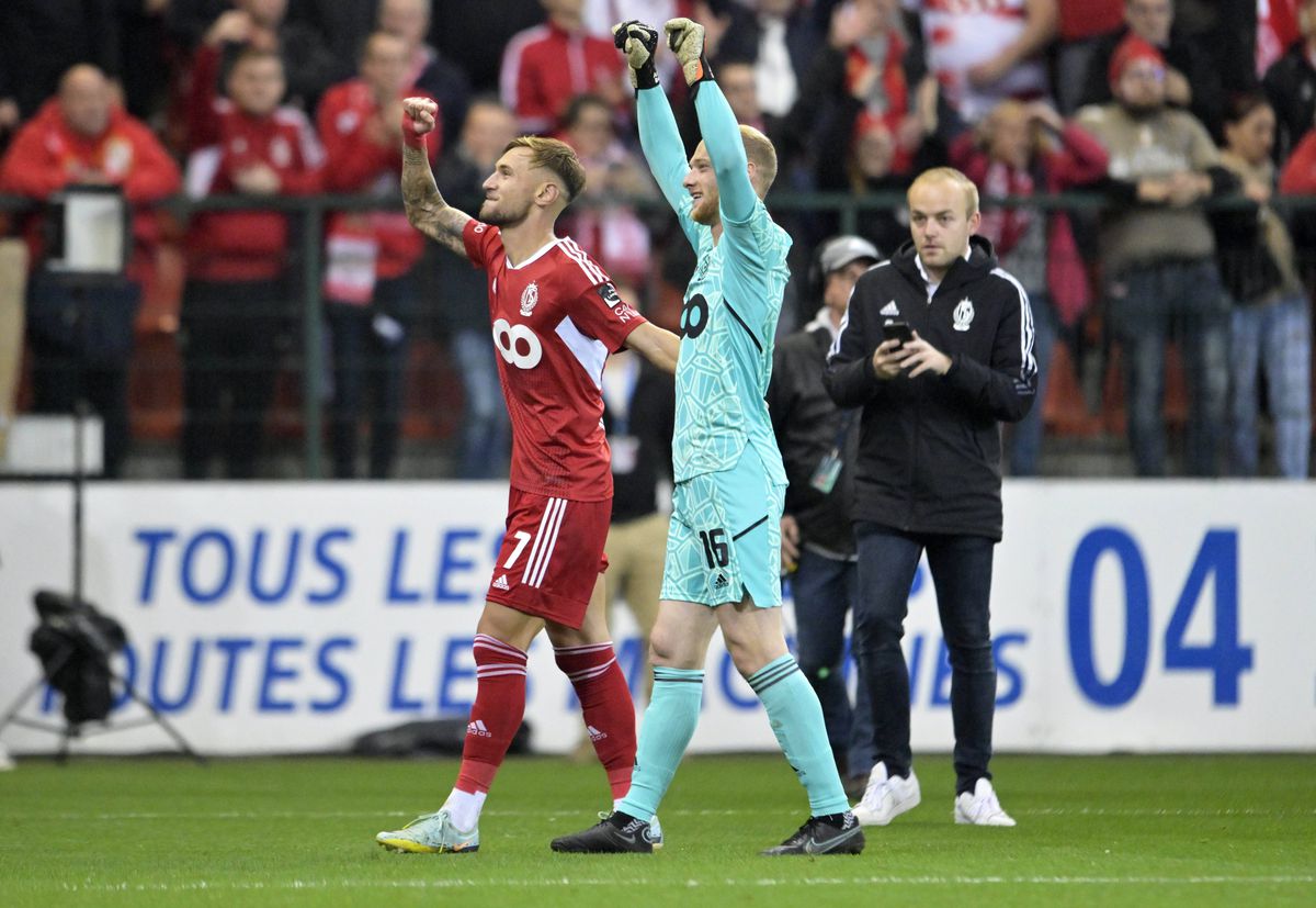 Derby abandonat! Haos la meciul următoarei adversare a FCSB-ului în Europa » Filmul incidentelor: Drăguș, pus pe scandal