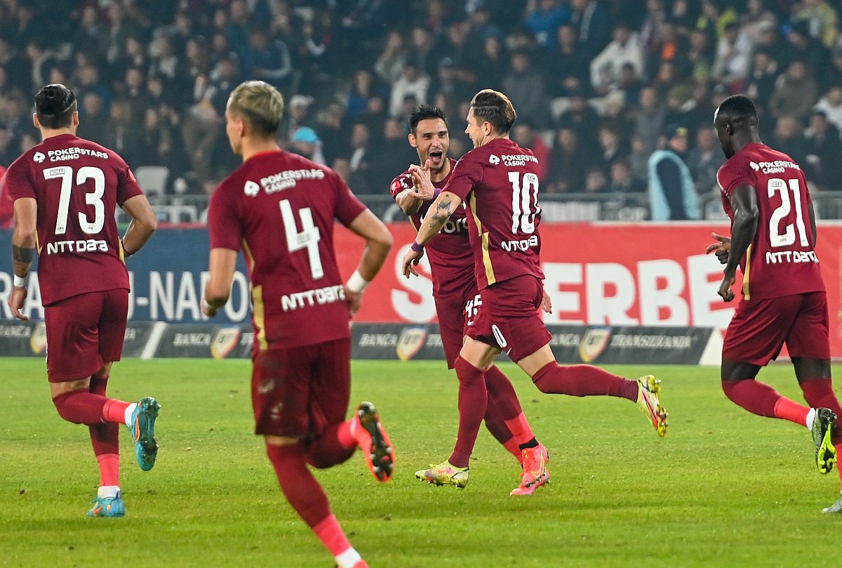 Dan Petrescu a izbucnit la interviuri: „Arbitrul trebuia să oprească meciul! Numai la noi se întâmplă așa ceva”