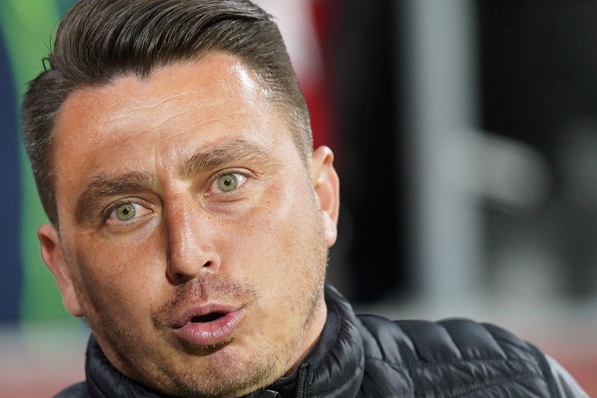 Contestat de suporteri, Ilie Poenaru și-a îndreptat atenția tot către jucători: „M-am săturat să tot vorbesc!”