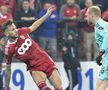 Standard Liege - Anderlecht, derby-ul Belgiei, a fost întrerupt definitiv în minutul 63, din cauza torțelor aruncate pe teren de ultrașii oaspeților. Standard Liege, cu Denis Drăguș (23 de ani, atacant) titular, era în avantaj atunci, 3-1