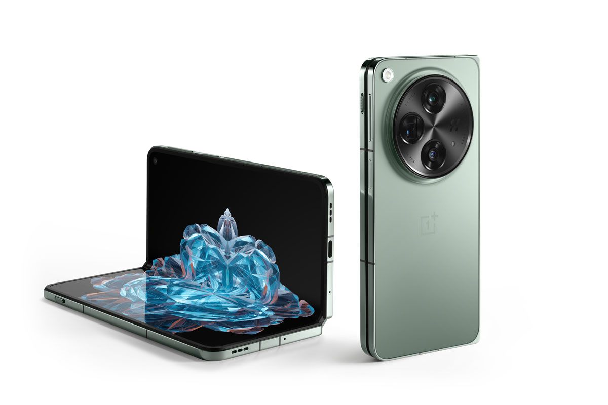 OnePlus lansează la nivel global OnePlus Open, primul telefon pliabil din portofoliu