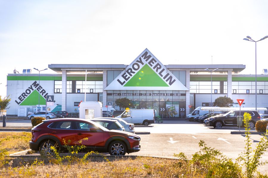 Noul Leroy Merlin Colosseum este gata în scurt timp. Vino pe 27 octombrie ca să vezi ce ți-a pregătit magazinul cu prețuri mici pentru casa ta.