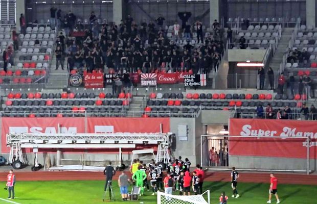 Fanii lui Dinamo au răbufnit » Ce au făcut jucătorii și Ovidiu Burcă la finalul meciului de la Sibiu: „A fost primul care ne-a întors spatele și a plecat”