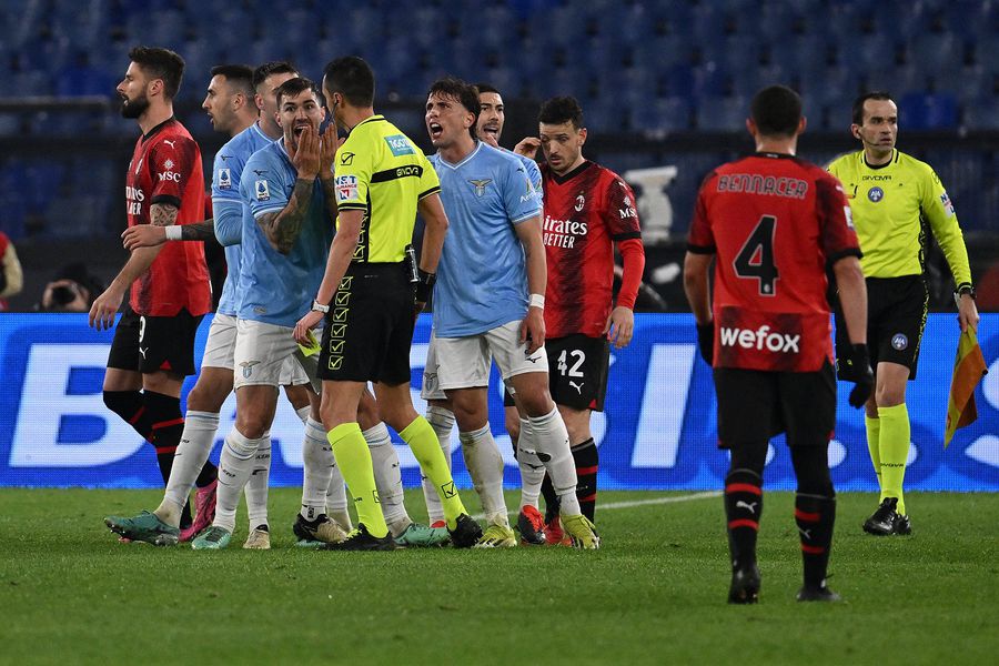 Cine este Marco Di Bello, arbitrul de la Rangers - FCSB » De la cel mai bun debutant în Serie A la suspendare pentru erori împotriva aceleiași echipe