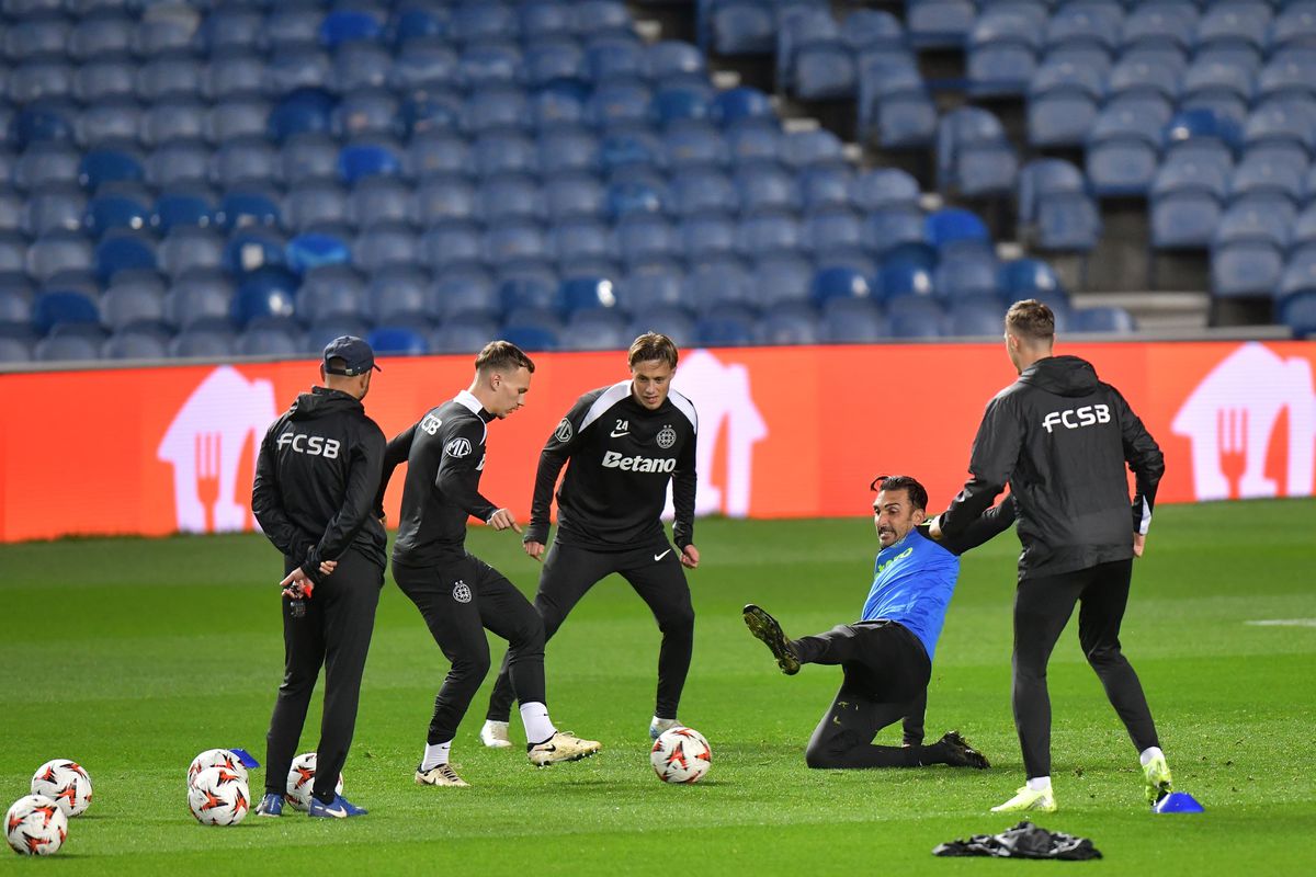 antrenament fcsb glasgow ibrox park