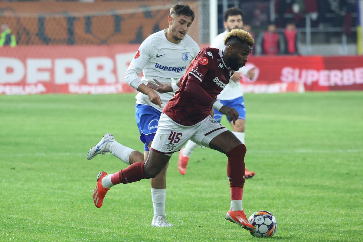 Fotografii de la meciul Rapid - Farul 5-0