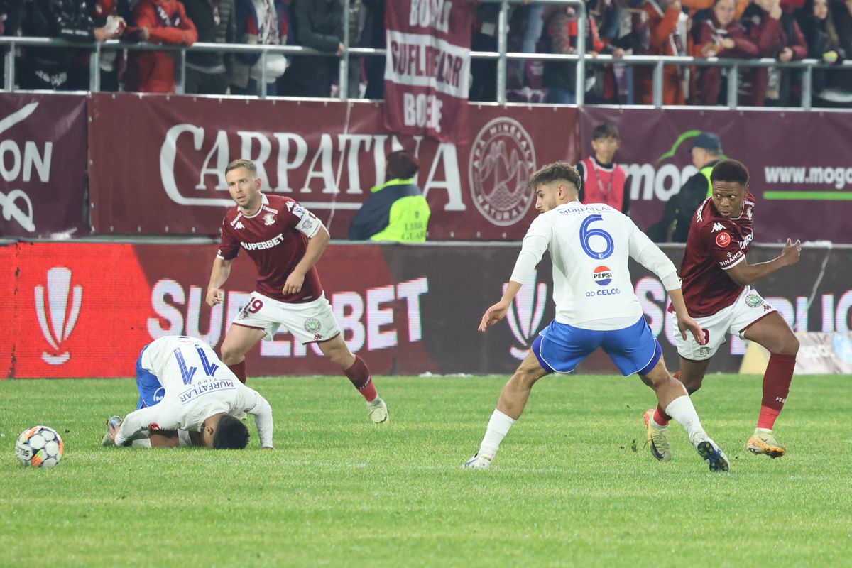 Fotografii de la meciul Rapid - Farul 5-0