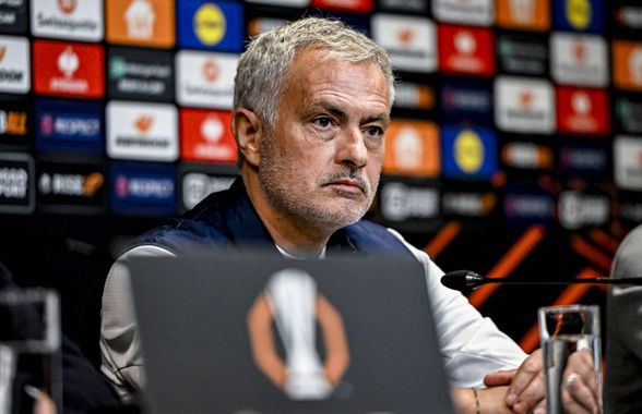 Jose Mourinho a făcut show la conferința de presă înainte de meciul cu Manchester United: „Trebuie să-mi dea medalia și să-mi plătească bonusul!”