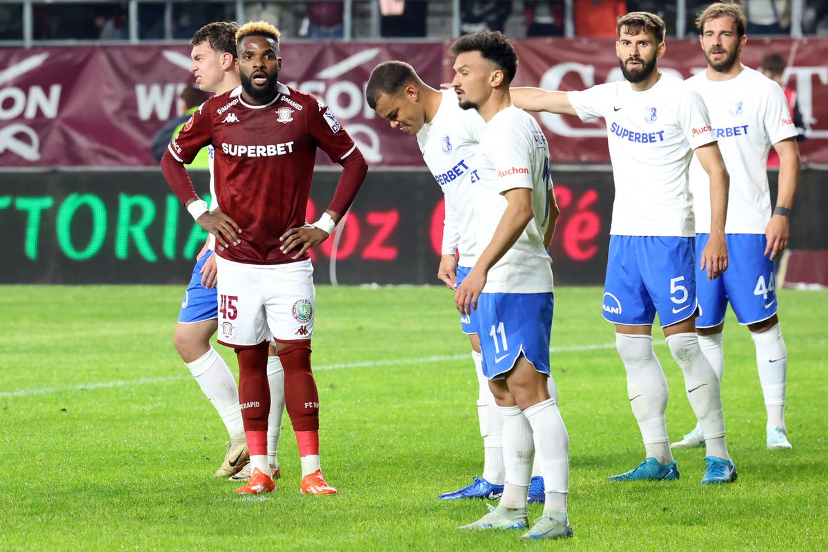 Fotografii de la meciul Rapid - Farul 5-0