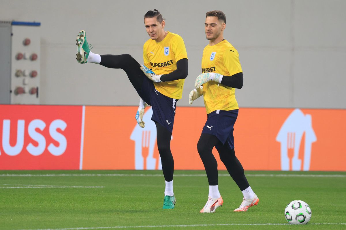 Imagini înainte de Craiova - Noah // foto: Ionuț Iordache (GSP)